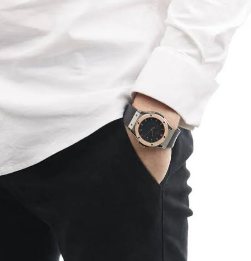 HUBLOTスーパーコピー腕時計クラシックチタニウム キングゴールド542.NO.1180.LR