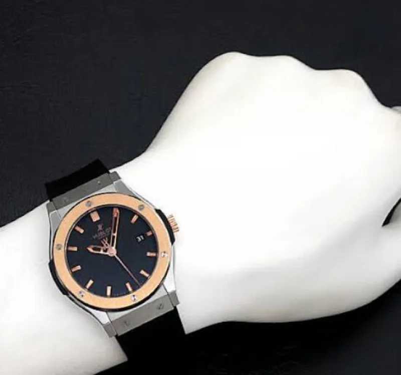 HUBLOTスーパーコピー腕時計クラシックチタニウム キングゴールド542.NO.1180.LR