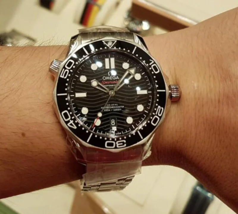 オメガ メンズ コーアクシャル マスター クロノメーター 42MM 210.30.42.20.01.001