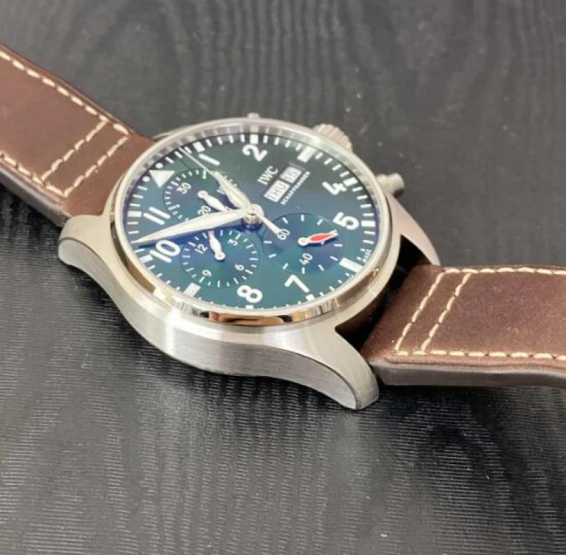 IWC アイ・ダブリューシー新作　パイロットIW388103クロノグラフ 41