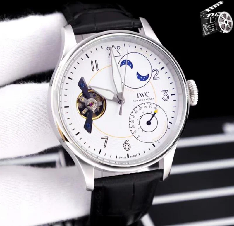 IWC フライホイール複雑なIW590501コピー時計 登場
