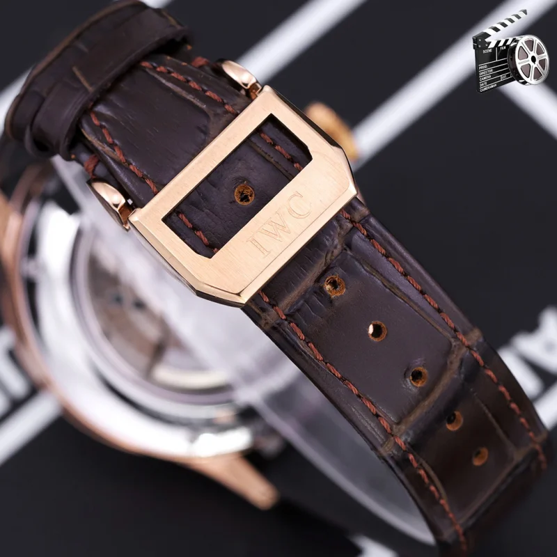 IWC フライホイール 43mm IW729423シンプルな外観デザイン