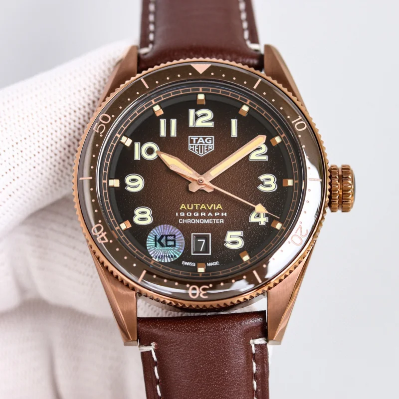 TAG Heuerヴィンテージ要素「オータヴィア」2色 TAG8349-01