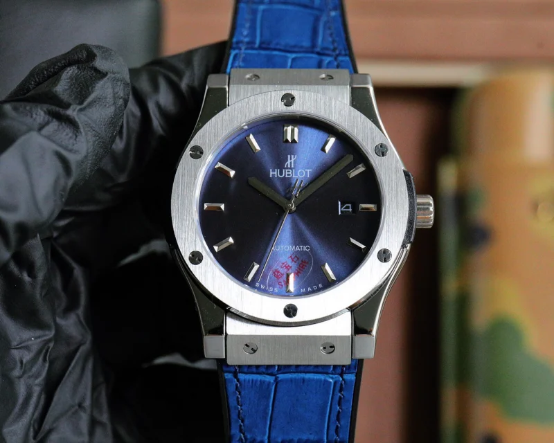 HUBLOTコピー時計クラシック45mm 511.NO.1181.LR-002