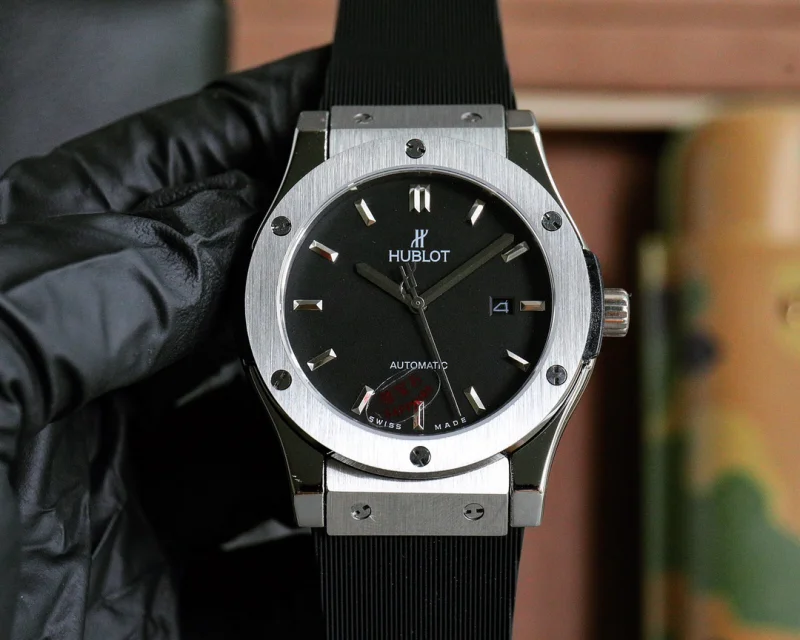 HUBLOTコピー時計クラシック45mm 511.NO.1181.LR-002