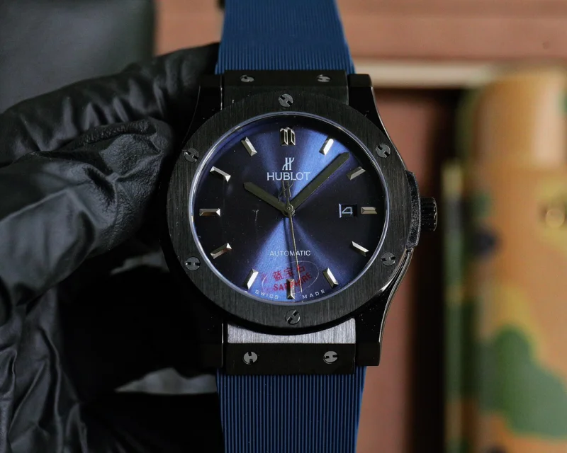 HUBLOTコピー時計クラシック45mm 511.NO.1181.LR-002