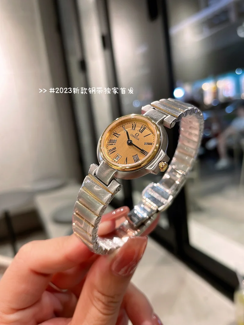 2023年レディーススチールベルトローマンスケールオメガスーパーコピー時計O27483