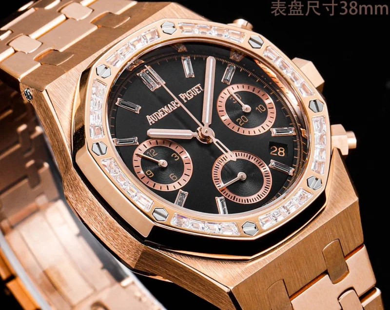 人気のAudemars piguetコピー時計ロイヤルオーク26715BC.ZZ.1356BC.01-01