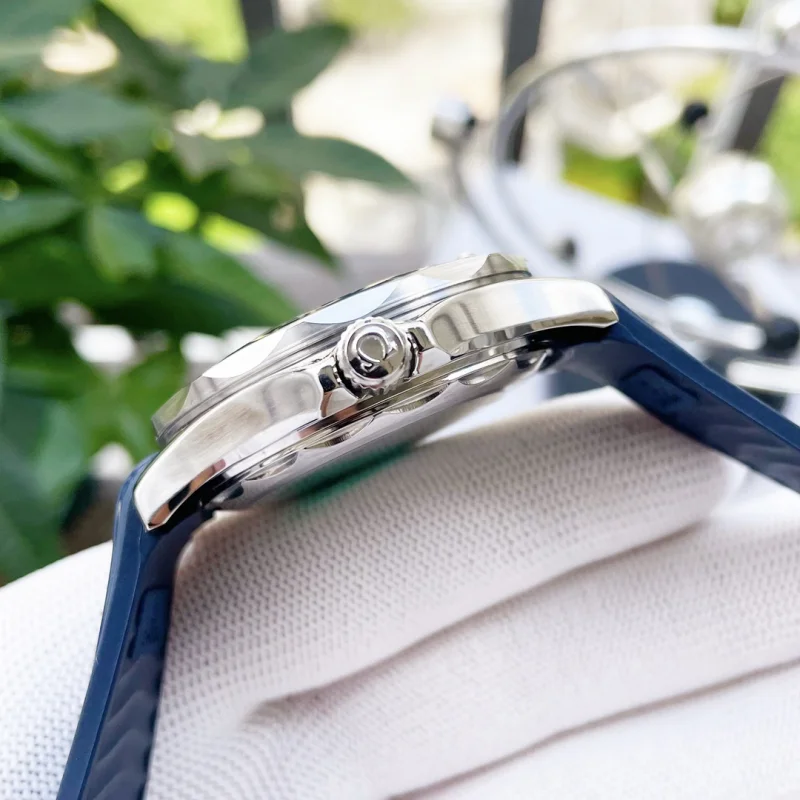 オメガ 300m ダイバーズ ブランドコピー時計 40mm マスター クロノメーターO192012