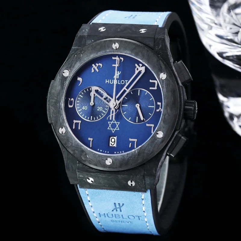 ブランドコピー時計 ウブロ クラシックH440500、直径は42mm