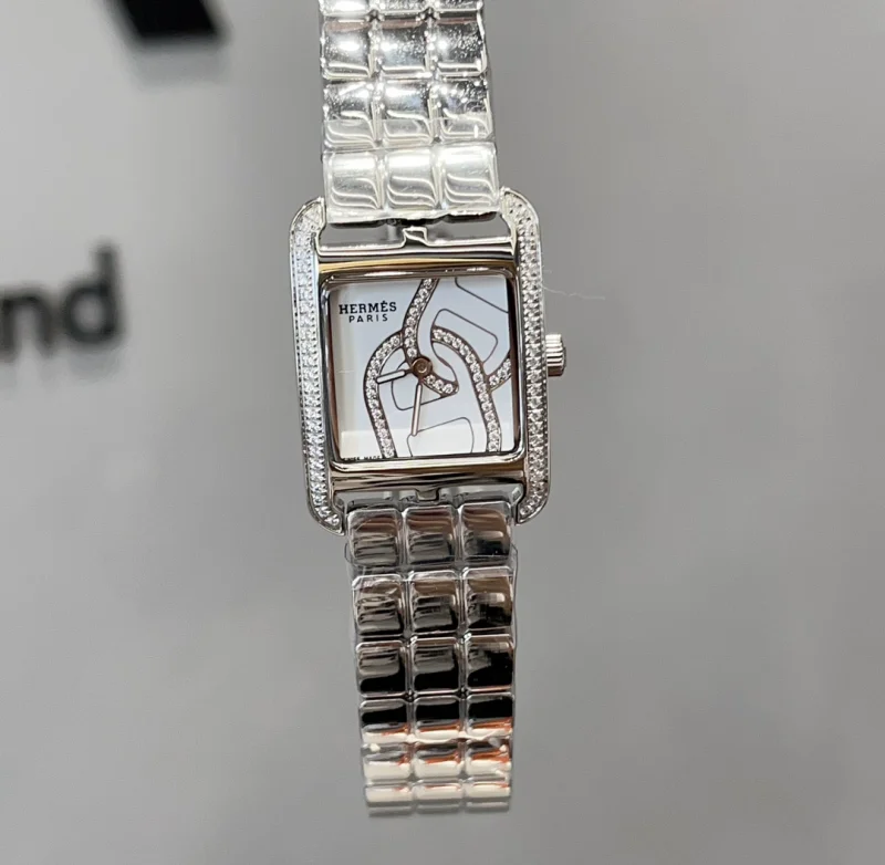 ブランド時計エルメススーパーコピー レディースH110550-02
