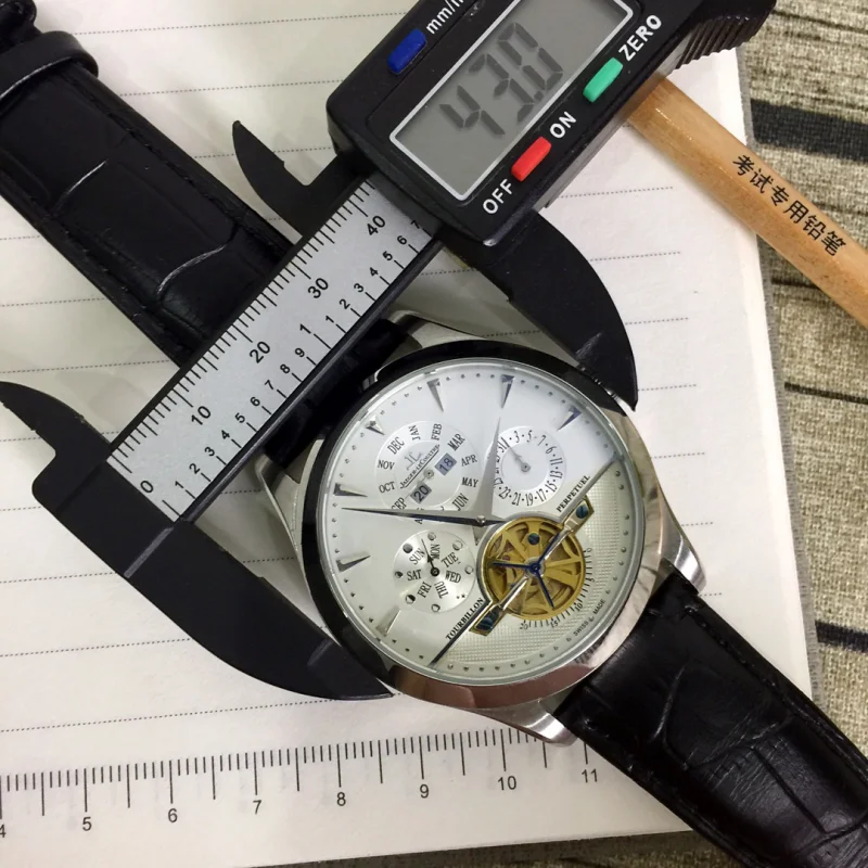 ブランドジャガールクルトスーパーコピー時計高級感は素晴JL116380