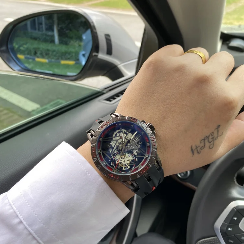 ロジェ・デュブイコピー エクスカリバー 46mmトゥールビロR822320