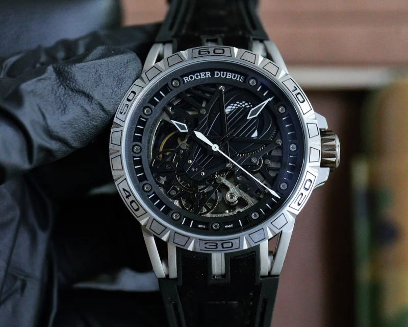 ロジェ・デュブイ【ダブルフライホイール】 イージーダイバー自動巻き 46 mm RD82923