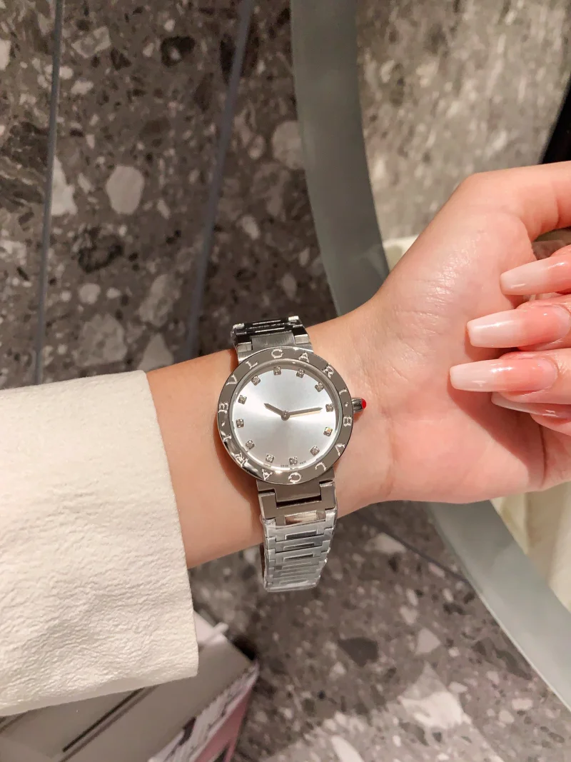 人気ブルガリ クオーツ 33mm 絶妙な要素 B230K320