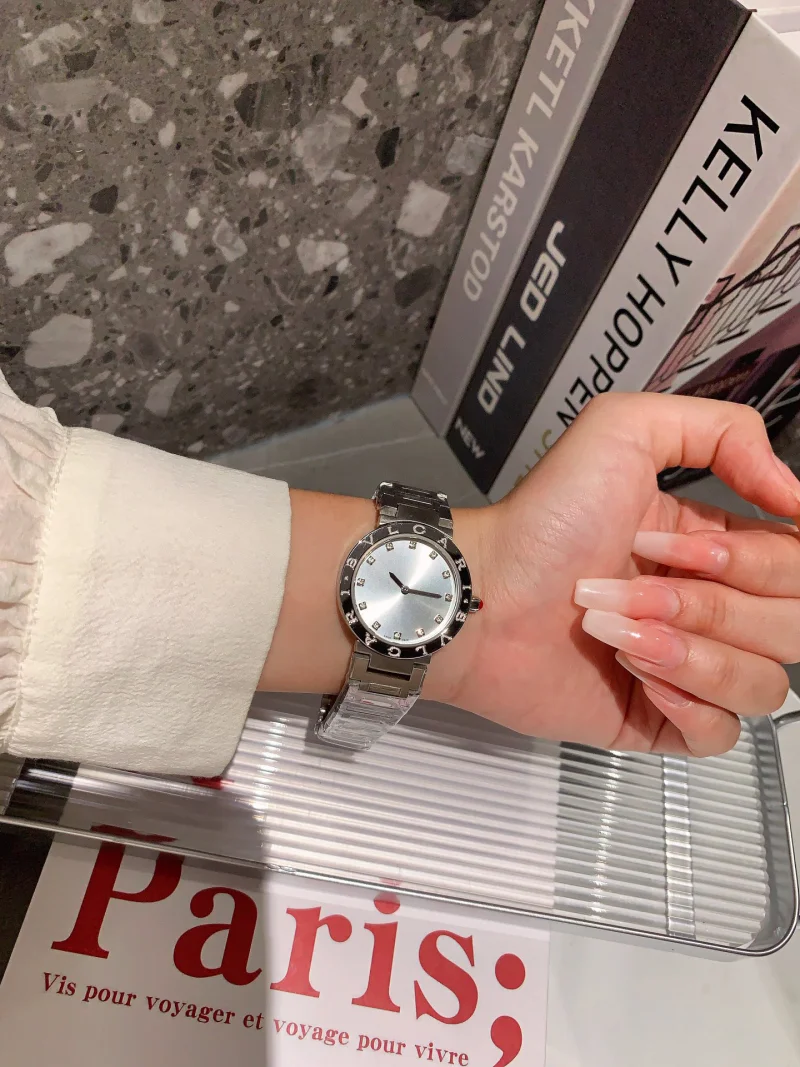 人気ブルガリ クオーツ 33mm 絶妙な要素 B230K320