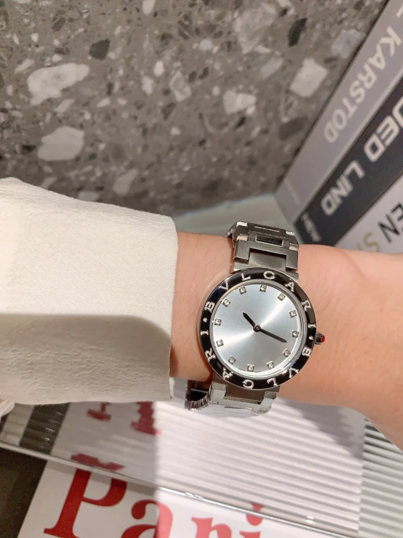 人気ブルガリ クオーツ 33mm 絶妙な要素 B230K320
