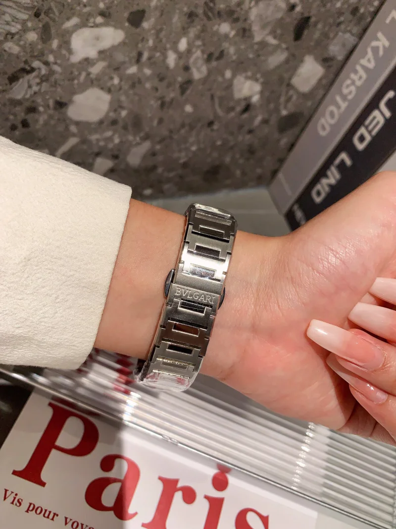 クォーツ ブルガリコピー時計 33mm とてもオーラがあるB231K320