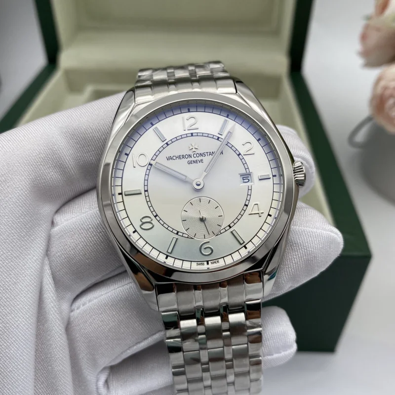 高級ブランドヴァシュロンコンスタンタン オーバーシーズ 42mm V9232211