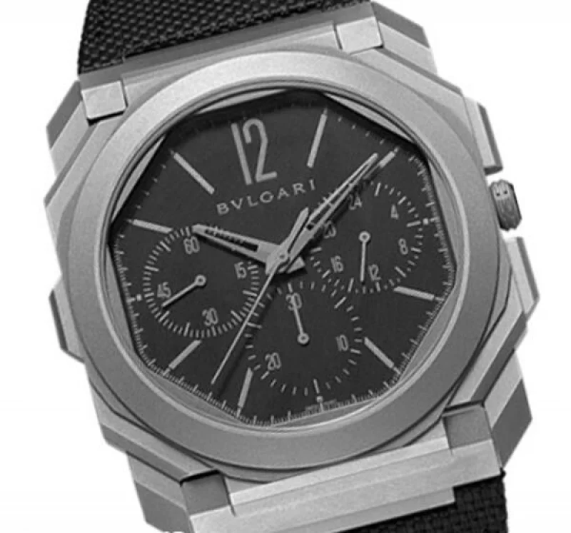 ブルガリスーパーコピー時計新品オクト フィニッシモ クロノグラフ GMT SAP103371