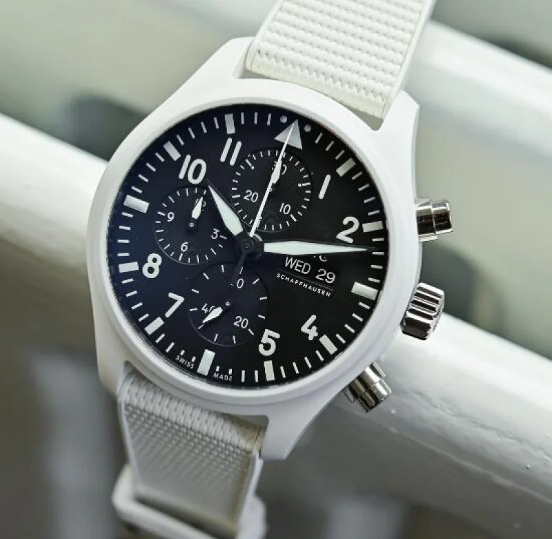 一流IWCアイ・ダブリュー・シーパイロット クロノグラフ・トップガンIW389105