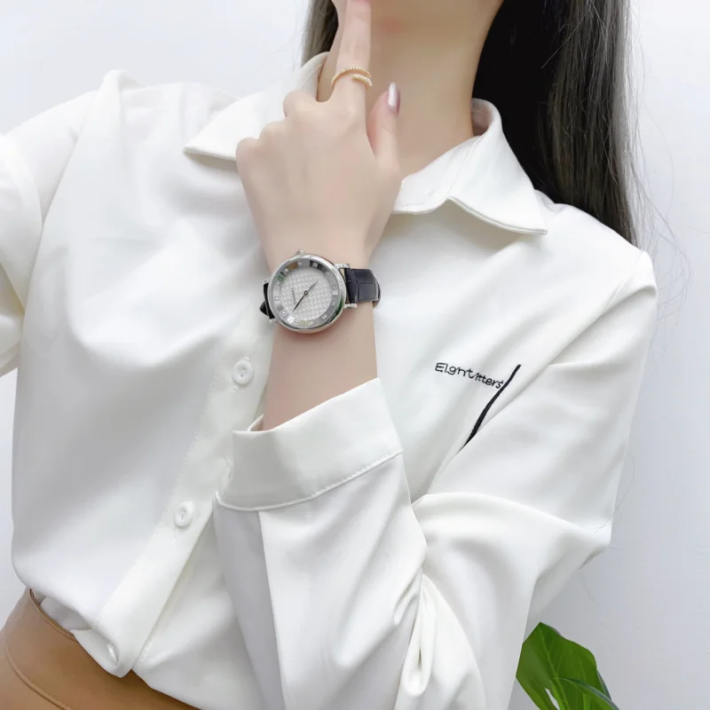 ハイエンド女性用腕時計！シャネルC890H310