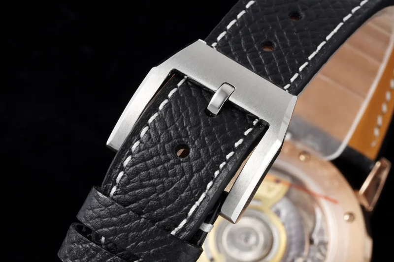 ランゲゾーネSAXONIA高級感のある質感39mm L82938