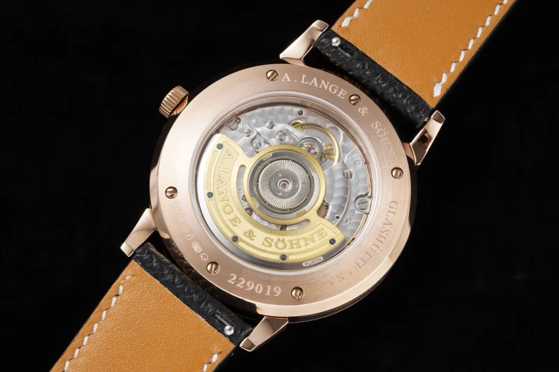 ランゲゾーネSAXONIA高級感のある質感39mm L82938