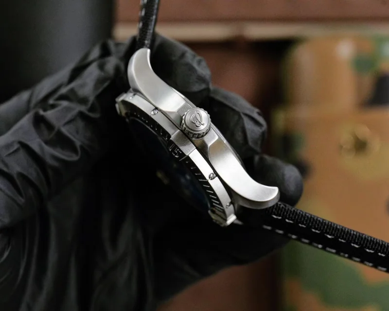 ブルーのブライトリングスーパーコピー時計 アベンジャー新品発見B902382