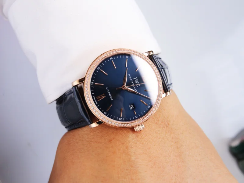IWCブランドコピー時計イタリアンレザーストラップ40mm新品発見IW459877