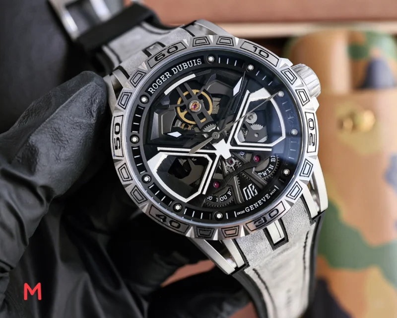 [メンズN品腕時計] ROGER DUBUISコピー エクスカリバー46 mm 9277220