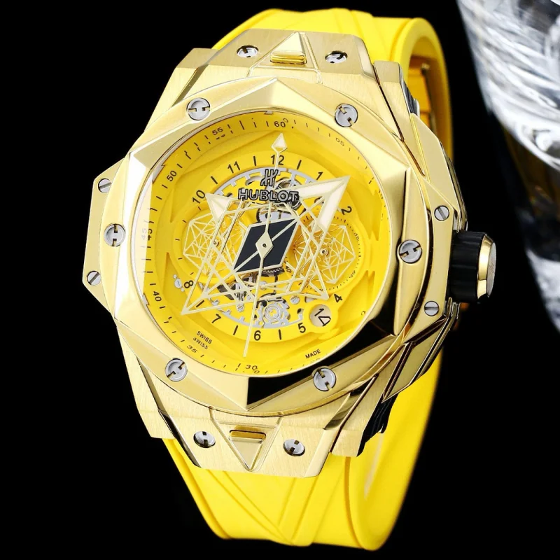 メンズ【HUBLOT】ウブロの新作ビッグバン サンブルーII 業界で唯一231823
