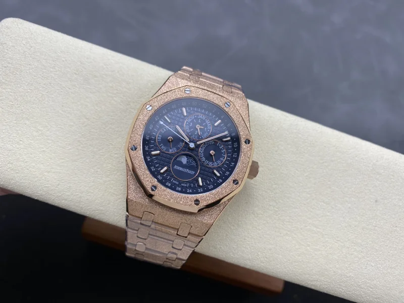 オーデマ ピゲブランド時計 ロイヤルオーク フロスト ゴールド バージョン41mm 0902133A