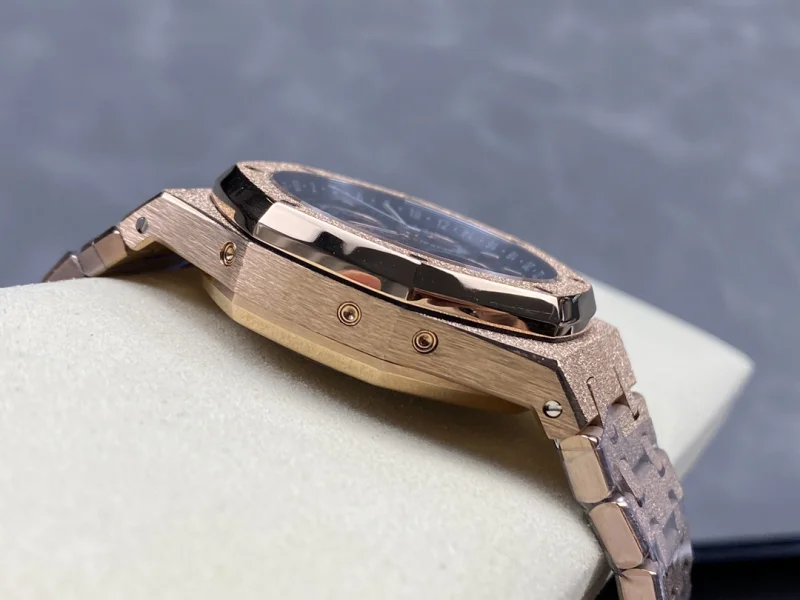 オーデマ ピゲブランド時計 ロイヤルオーク フロスト ゴールド バージョン41mm 0902133A