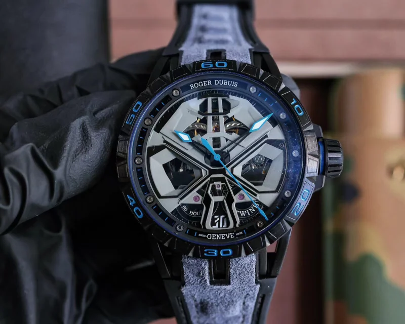 ROGER DUBUISコピー時計 エクスカリバー キング ピレリラバーストラップ最強品質9283R22