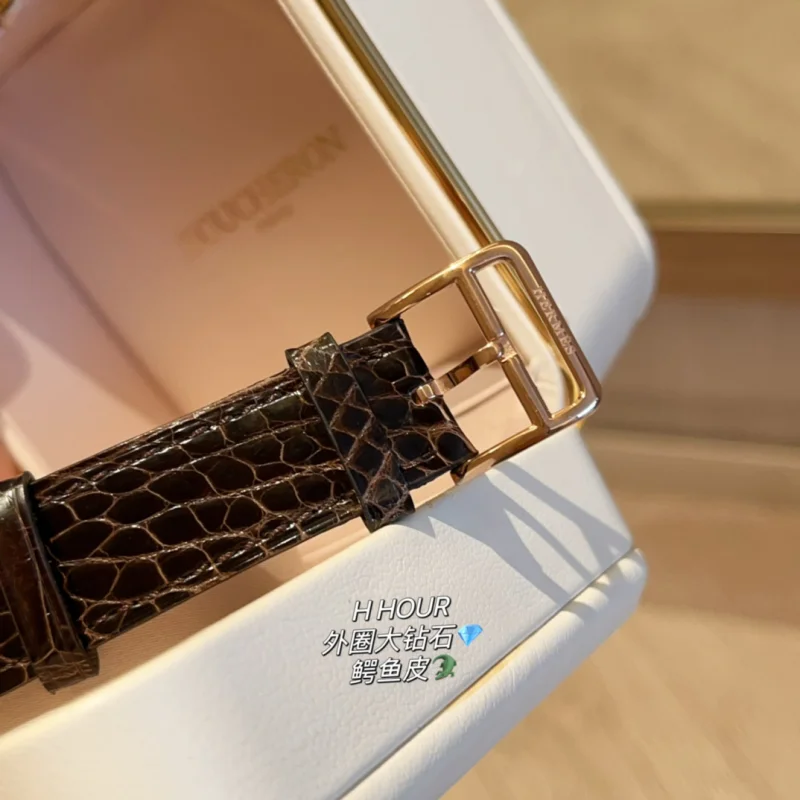 ダイヤモンド エルメス ウール H レディース ブランドコピー時計H802076