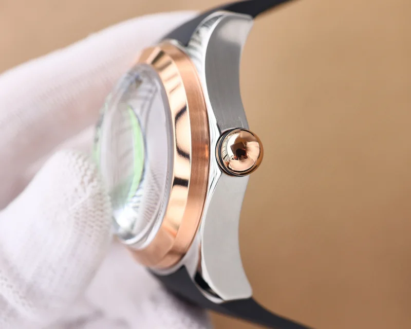 高級ブランドCORUM バブルピエロ 「オールドスクール」と最新ファッション 2929105