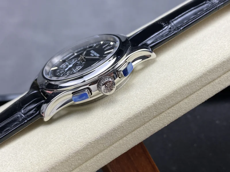 最大級規模パテックフィリップ レプリカ5905R-010 ノーチラス 実用性抜群