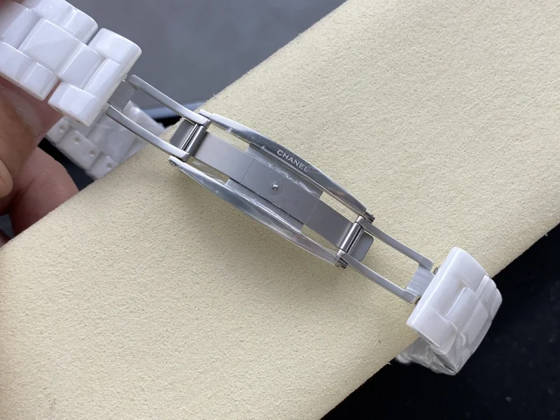 【カップルモデル】シャネルコピー J12 機械式時計 H5582 新作話題