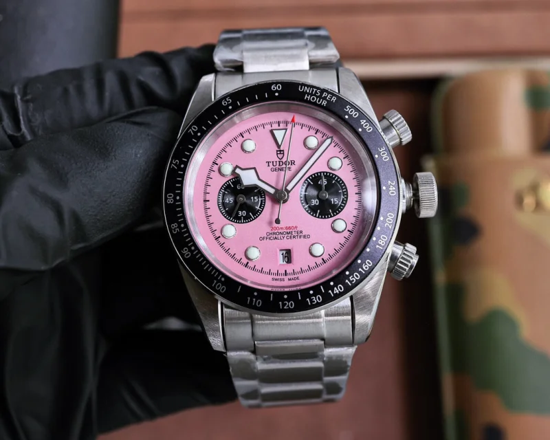 チュードルレプリカ ビワンタイプ42mm時計 ピンク5針 T294898