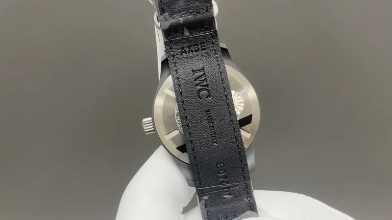 ブランドIWC偽物時計パイロット ブラックセラミックIW326901 新作掲載
