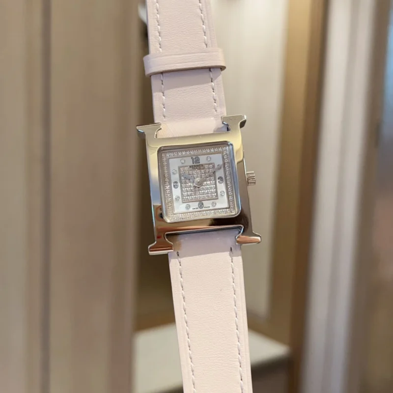 エルメスブランド時計HEURE H10922最もクラシック【貴族的なデザイン】