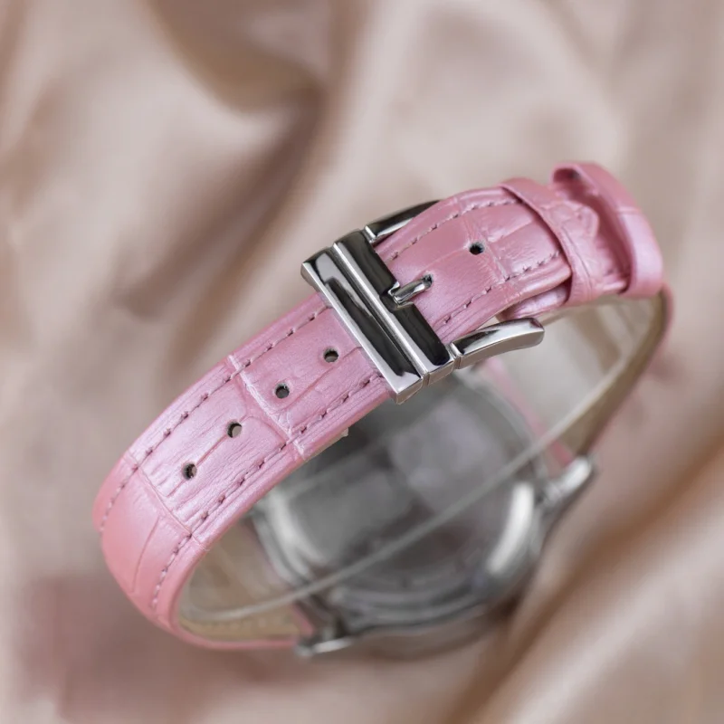 コルム エレガントな女性用時計人気通販 37mm ピンクストラップ 192M229