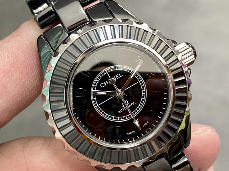 シャネルレプリカ時計 J12 セラミック 33mm質感良好 H109282