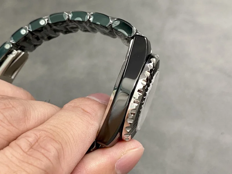 シャネルレプリカ時計 J12 セラミック 33mm質感良好 H109282