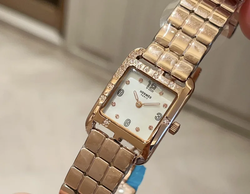 2024エルメス人気 ヘレンス 3Q ピンクローズ マザーオブパール ダイヤモンドH188951