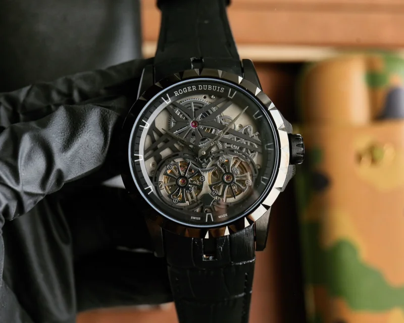 ROGER DUBUISコピー時計 エクスカリバー キング自動巻き72880VM1