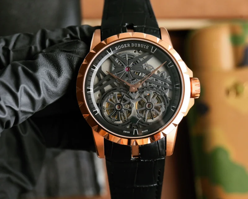 ROGER DUBUISコピー時計 エクスカリバー キング自動巻き72880VM1