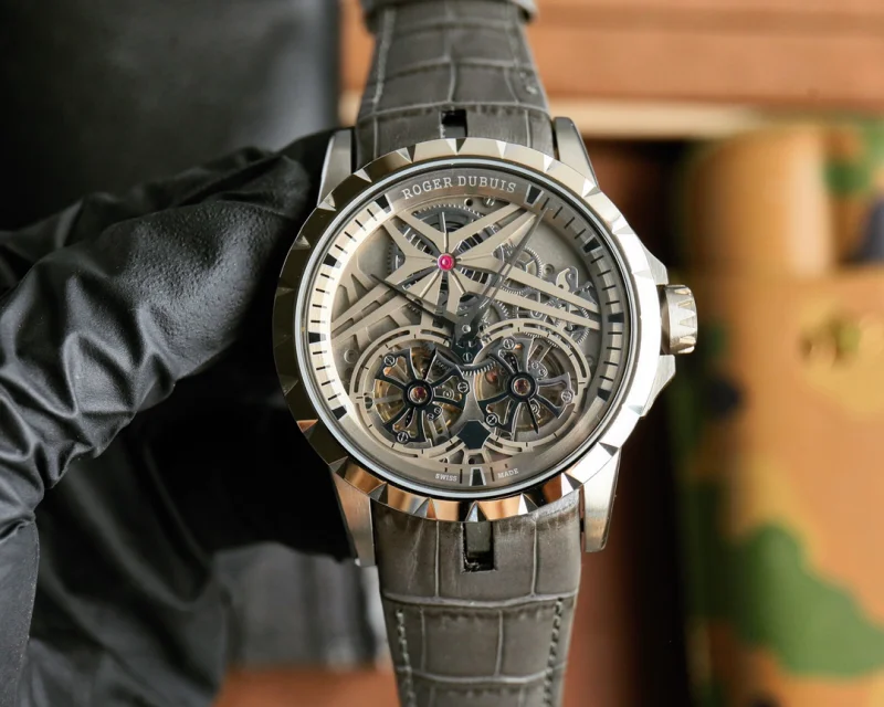ROGER DUBUISコピー時計 エクスカリバー キング自動巻き72880VM1