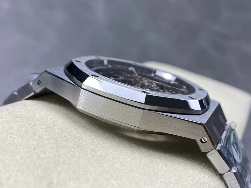 ブランドオーデマ ピゲコピー時計 ロイヤルオークコ スケルトン15407-05